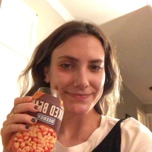 Meet your Posher, Dana